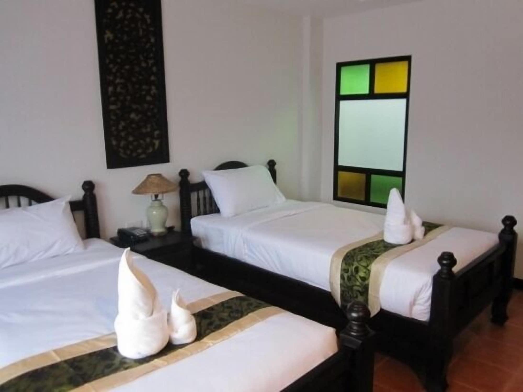 Wangburapa Grand Hotel Chiang Mai Exteriör bild