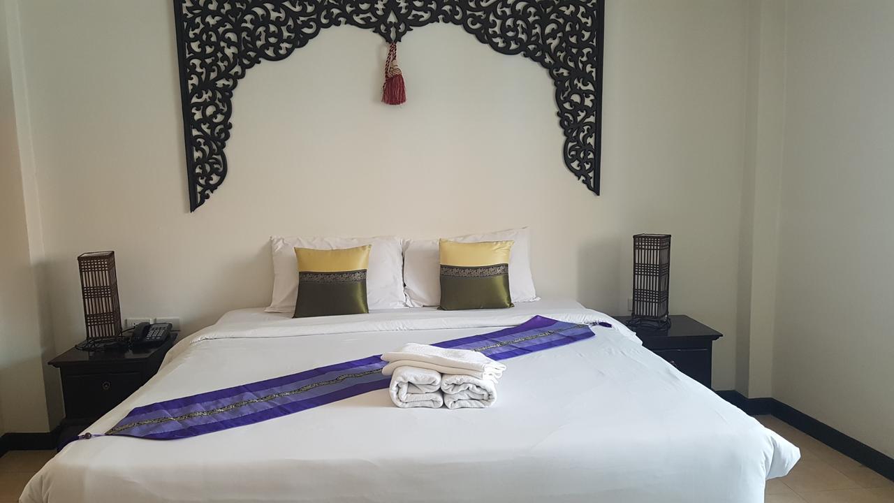 Wangburapa Grand Hotel Chiang Mai Exteriör bild