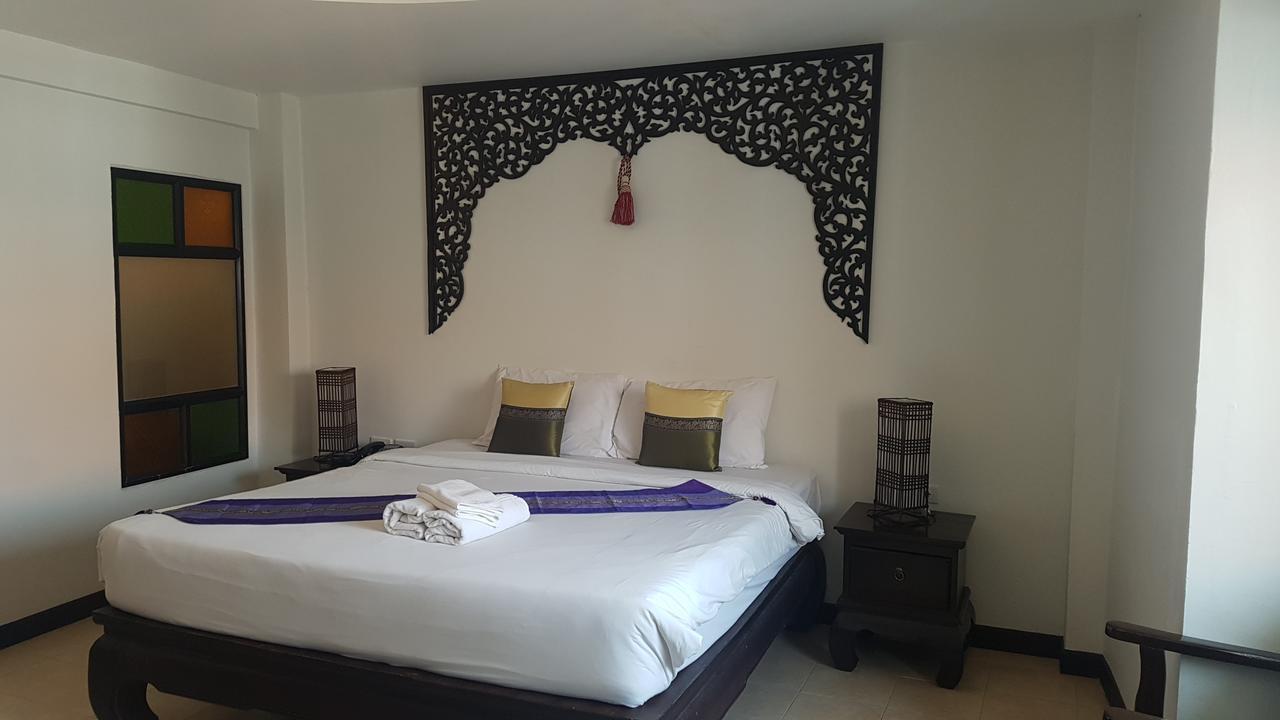 Wangburapa Grand Hotel Chiang Mai Exteriör bild
