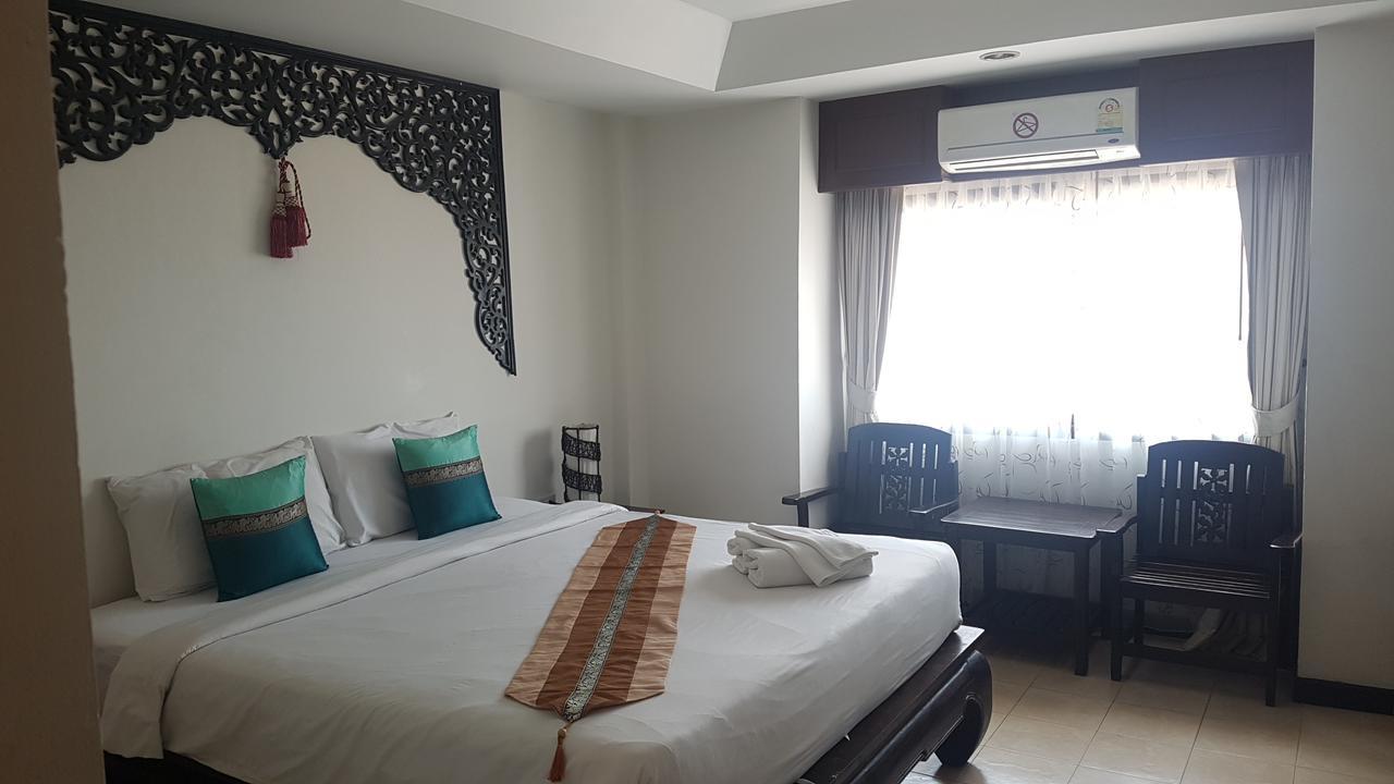 Wangburapa Grand Hotel Chiang Mai Exteriör bild