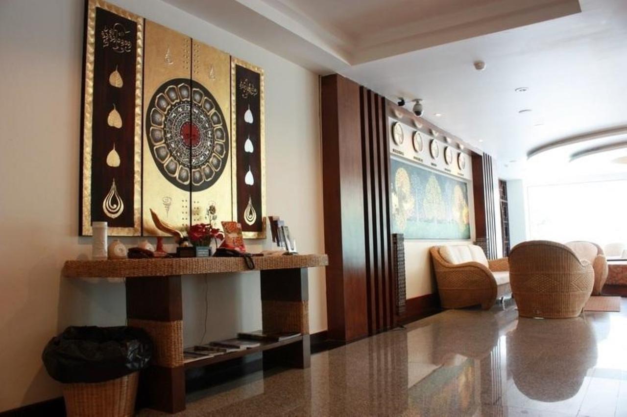Wangburapa Grand Hotel Chiang Mai Exteriör bild