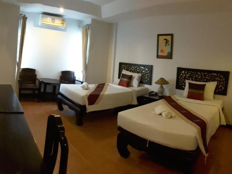 Wangburapa Grand Hotel Chiang Mai Exteriör bild